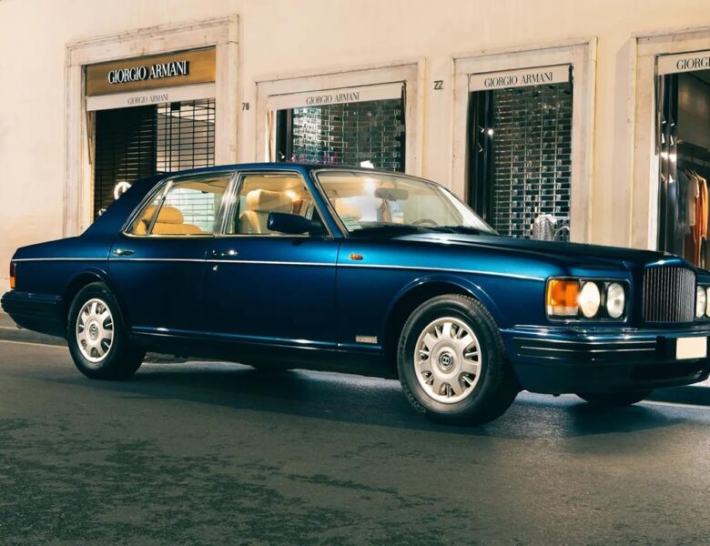 Рідкісний Bentley Джорджо Армані 1996 року виставили на аукціон у Монако