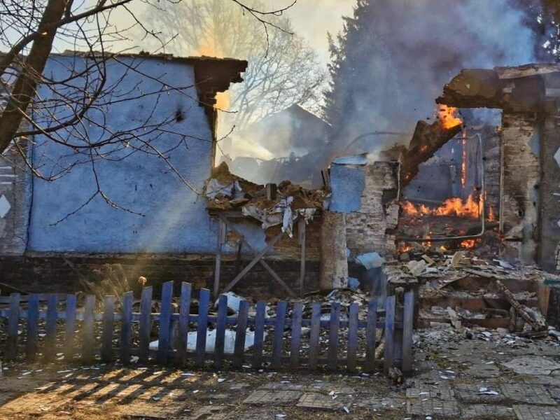 Росія атакувала дронами пожежну частину на Сумщині