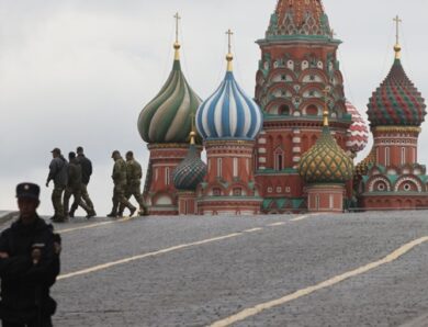 Росіянам заборонили протестувати проти відключення інтернету