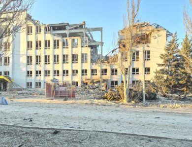 Росіяни скинули КАБ на центр Краматорська: є потерпілі