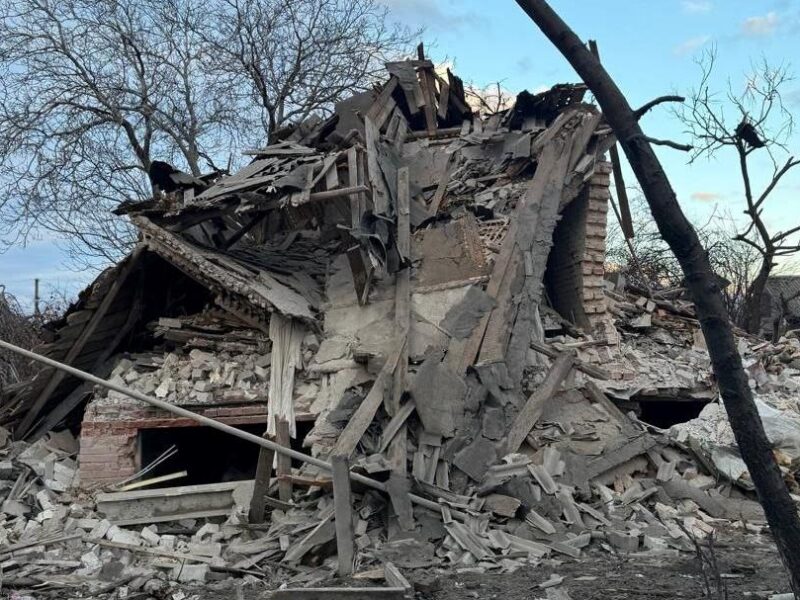 Росіяни скинули три бомби на Слов&rsquo;янськ, є жертви