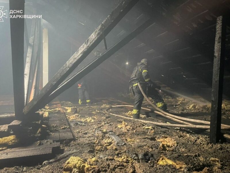 Росіяни вдарили по лікарні на Харківщині, є постраждалі