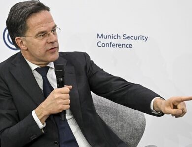 Рютте: атаки на Іран послаблять його шкоду Україні