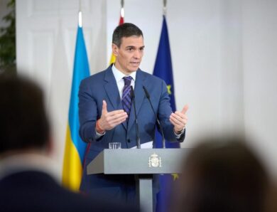 Санчес назвав річний обсяг збройної допомоги ЗСУ
