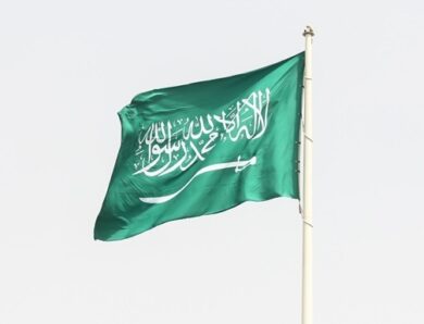 Саудівська Аравія погрожує завдати удару по іранських нафтових об’єктах