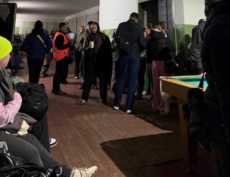 Село на Кіровоградщині прихистило 700 пасажирів потяга під час нічної атаки