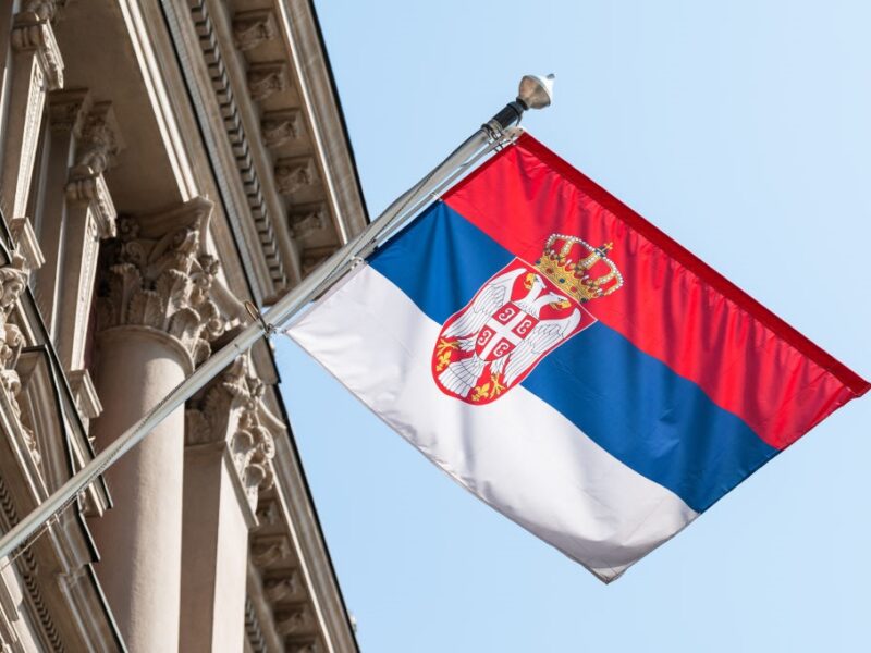 Сербія обмежує перебування росіян