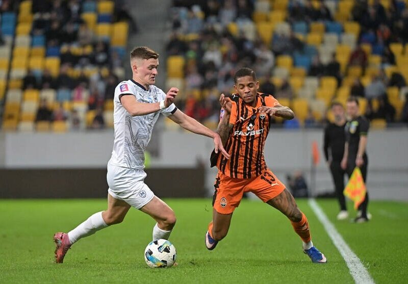 Шахтар мінімально обіграв Металіст 1925 на порушенні правил харків’янами