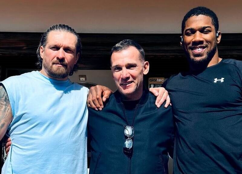 Шевченко завітав на тренування Усика та Джошуа