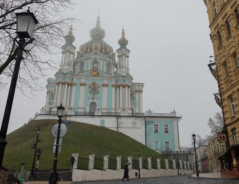 Скасовано відключення світла побутовим споживачам