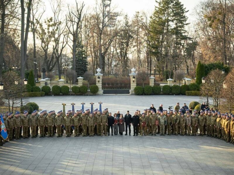 Володимир Зеленський привітав бійців Національної гвардії України з професійним святом