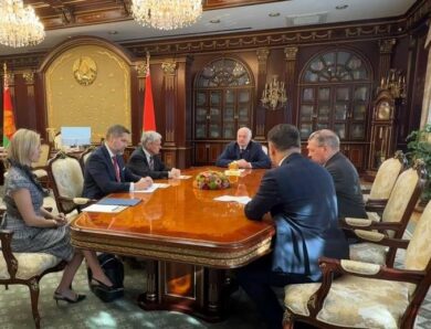 Спецпосланець Трампа приїхав у Мінськ до Лукашенка