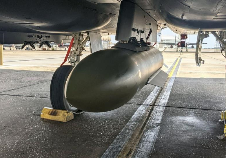 США вперше застосували новітні протибункерні бомби проти Ірану