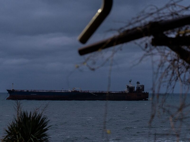 Танкер із російським пальним, який прямував до Куби, змінив курс