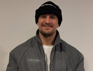 Тарас Цимбалюк розсмішив Мережу поцілунком актора