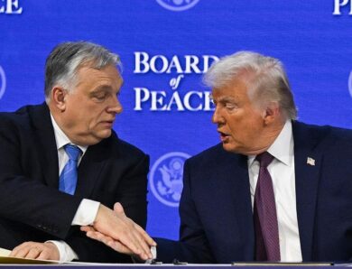 Трамп агітує угорців голосувати на виборах за Орбана