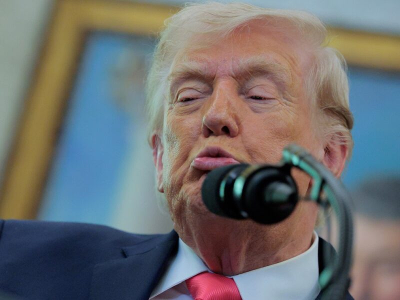 Трамп готовий згортати війну з Іраном навіть без відкриття Ормузу – ЗМІ