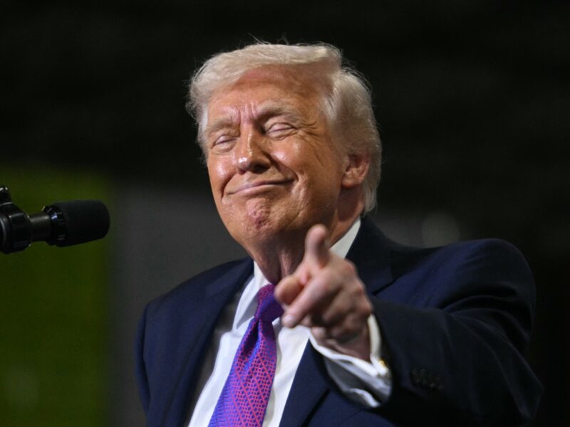 Трамп: Хай інші подбають про Ормузьку протоку