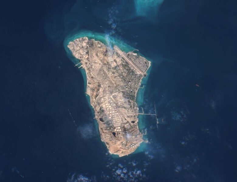 Трамп показав бомбардування острова Харк