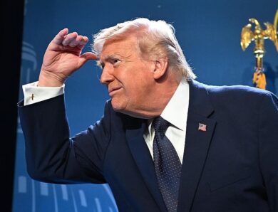 Трамп “вимагає” у шейхів трильйони доларів – ЗМІ