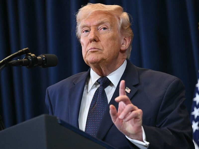 Трамп втрачає інтерес до України – FT