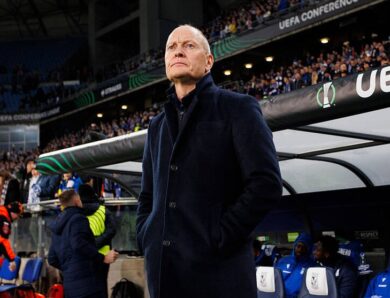 Тренер Леха прокоментував болючий виліт від Шахтаря