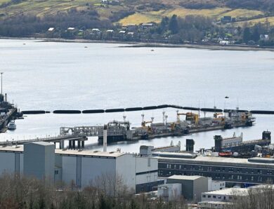 У Британії затримали іранських шпигунів, що дісталися на базу субмарин