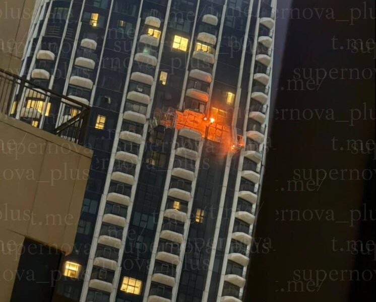 У Дубаї Герань-2 влетів у хмарочос – ЗМІ