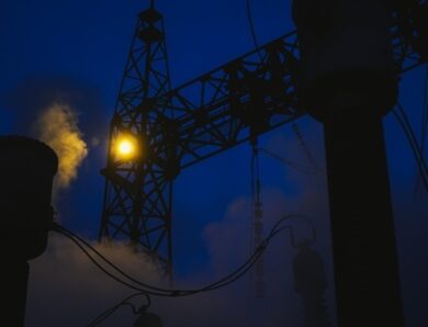 У Києві через аварію перебої зі світлом і водою