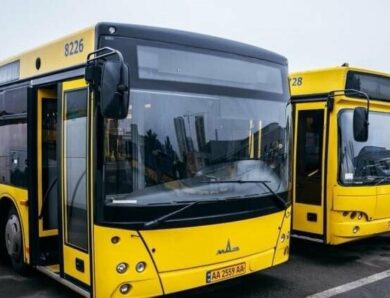 У Києві деякі автобуси два дні курсуватимуть зі змінами руху