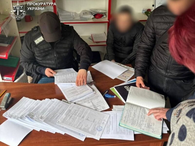У Києві викрили схему незаконного оформлення авто на 6,5 млн
