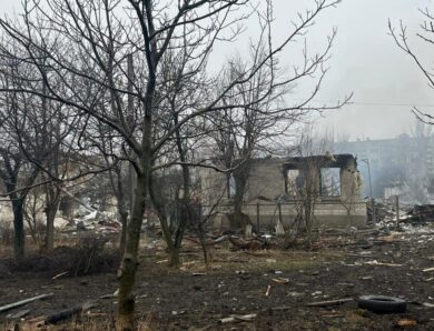 У Краматорську вісім поранених через бомбовий удар