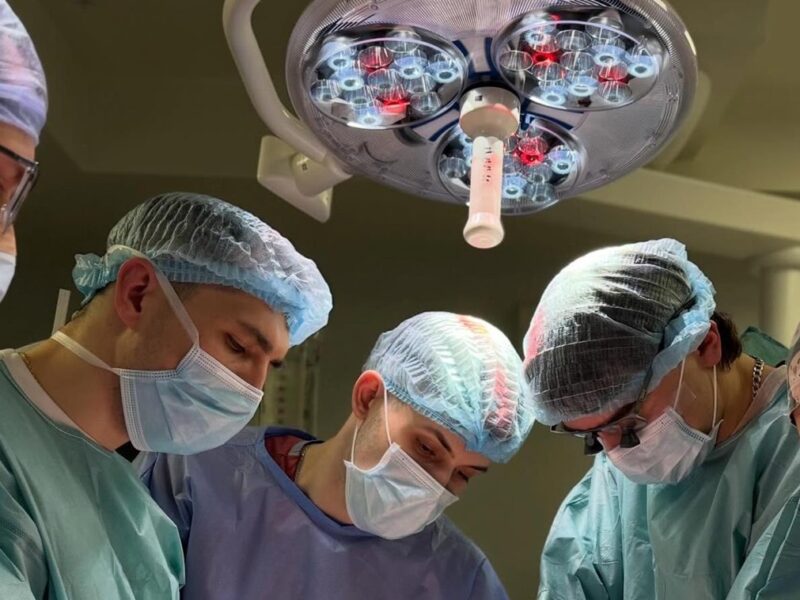 У Львові провели пересадку серця, печінки та нирок від посмертного донора