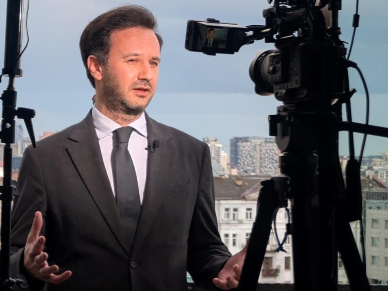 У МЗС розповіли про тристоронні переговори Україна-США-РФ