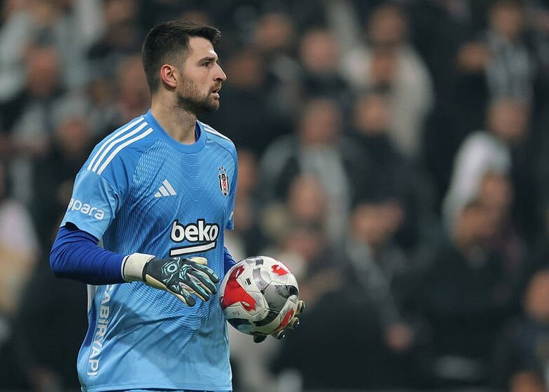 У планах Турана – замінити Різника на іншого воротаря