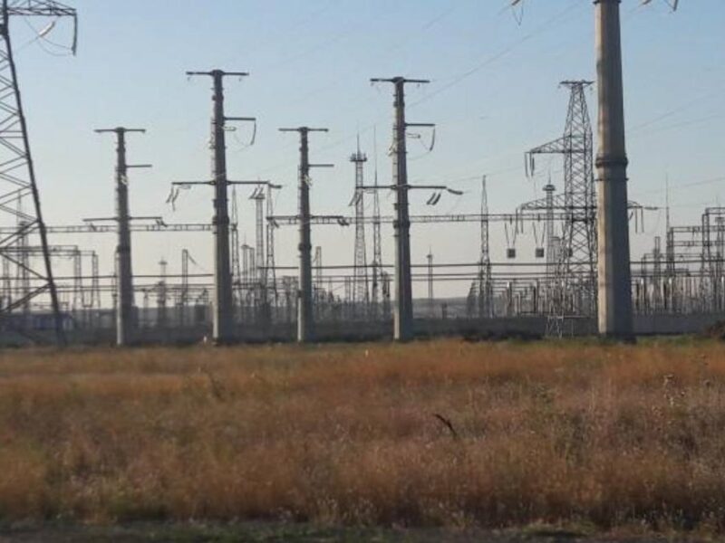 У РФ атаковано ключовий вузол російського енергомосту в Крим – сомережі