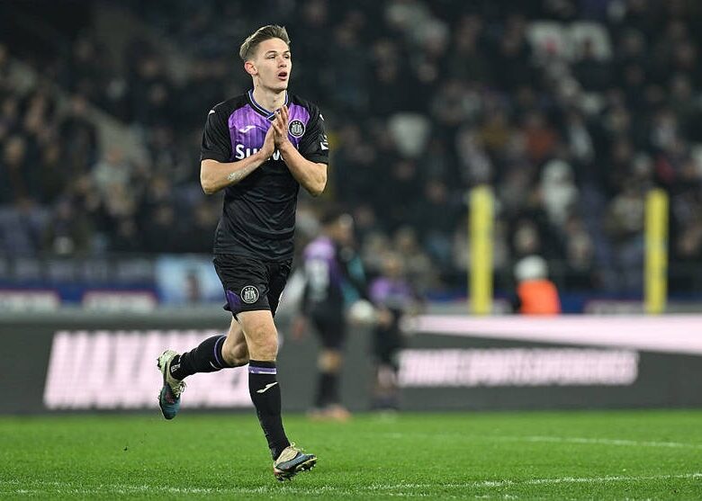 У Сікана проблеми із середньою частиною тіла, може знадобитися операція