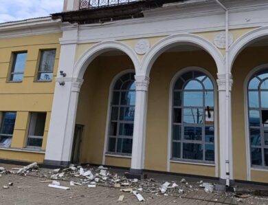 У Слов&rsquo;янську атаковано залізницю, є поранені