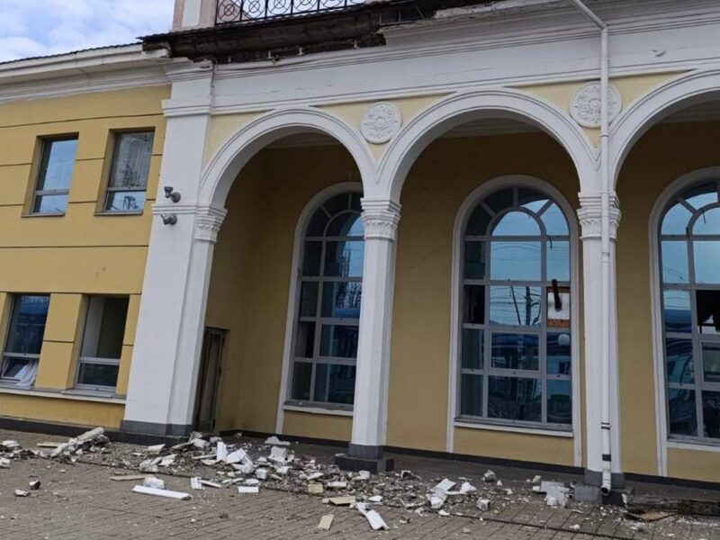 У Слов&rsquo;янську атаковано залізницю, є поранені