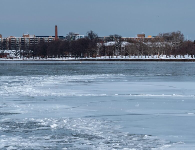 У США помітили невідомі дрони над базою, де живуть Рубіо та Геґсет – ЗМІ