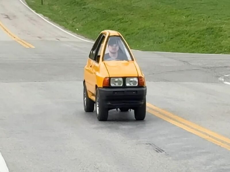 У США створили надвузьке авто