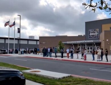 У США учень відкрив стрілянину у школі, після чого вчинив самогубство