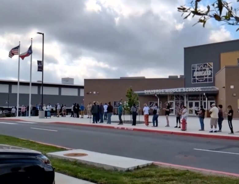 У США учень відкрив стрілянину у школі, після чого вчинив самогубство