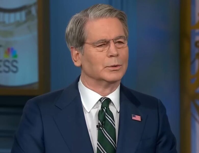 У США заявили, що нафтові доходи РФ скоротилися після послаблення санкцій