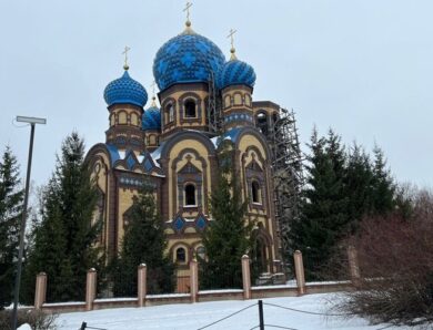 У Сумах російський дрон пошкодив храм УПЦ МП