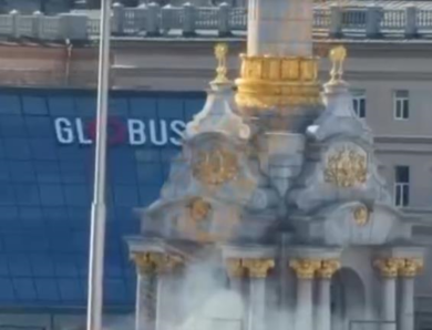 У трьох районах Києва впали впали уламки дронів