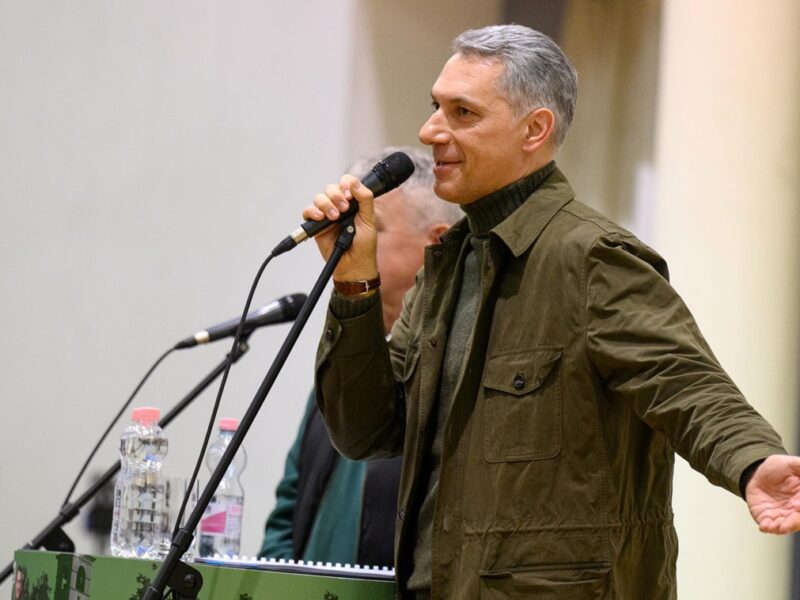 Угорщина пригрозила й надалі грабувати українських інкасаторів