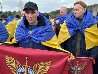 Україна повернула з полону 302 воїнів і цивільних