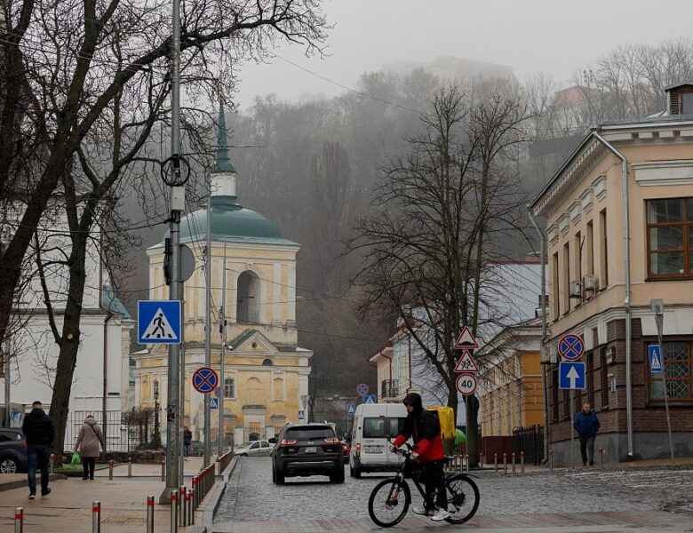 Укренерго анонсувало часткові відключення