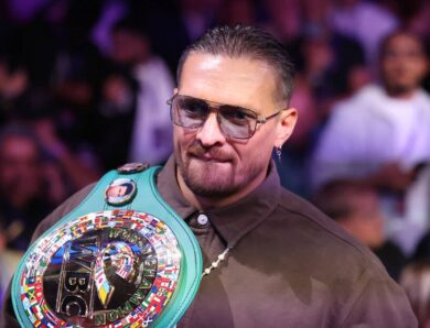 Усик готовий стати наставником Джошуа на шляху до світового титулу